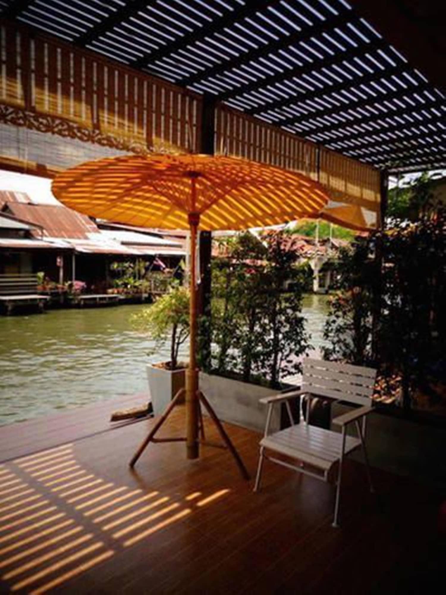 Bangluang House Hotell Bangkok Eksteriør bilde