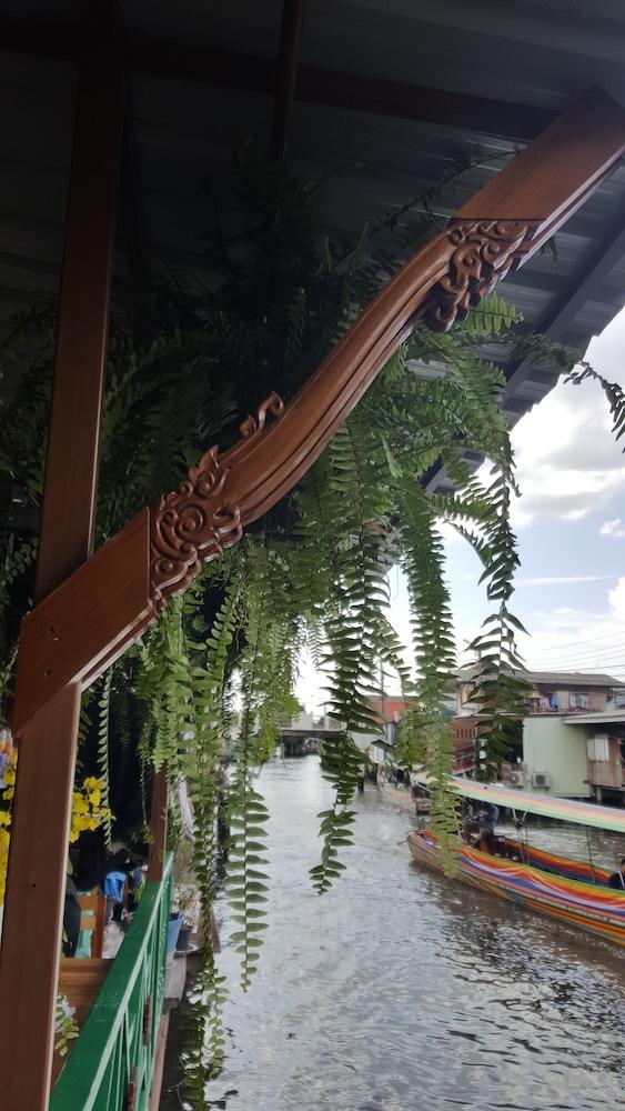 Bangluang House Hotell Bangkok Eksteriør bilde